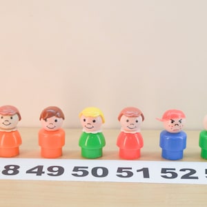 Fisher Price Little People - 1960&#39;s -70&#39;s Vintage Figurines - Choose From List ! - Plastic - Lot 2