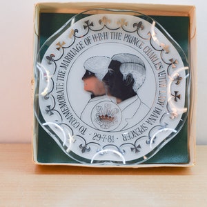 Prince Charles Lady Diana Commemorative Small Glass Plate - 1981