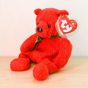 TY Beanie Baby / Mistletoe The Red Christmas Bear / Vintage / Great condition / Regular size 2001