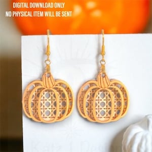 Boucle d&#39;oreille citrouille en couches en rotin SVG