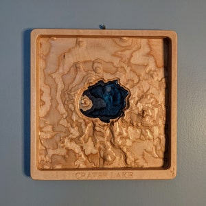 Crater Lake National Park 3D Topografische Kaart Houtreliëf Carving met Bathymetrie