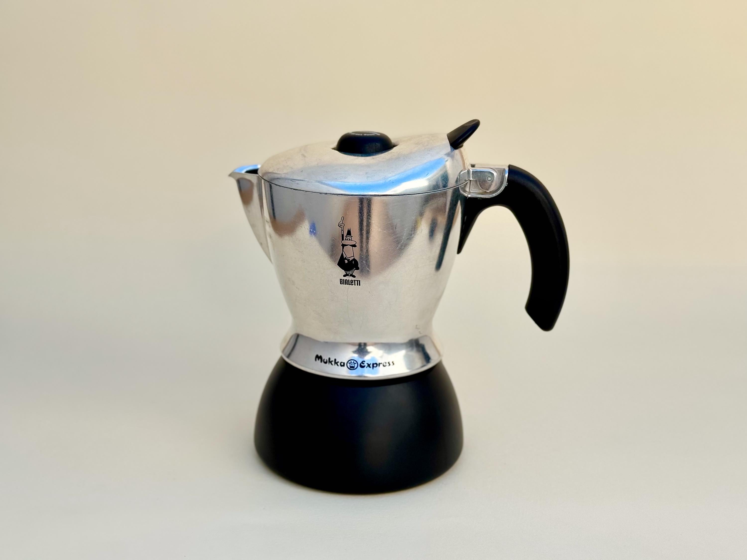 ビアレッティのヴィンテージ「ムッカ エクスプレス」コーヒーメーカー