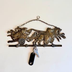Zeldzame vintage sleutelhaakjes (5 haakjes), van messing, jaren 60, gemerkt "Mod. Brev". Gepatenteerd model, gemaakt in Italië, wanddecoratie, vintage souvenir.