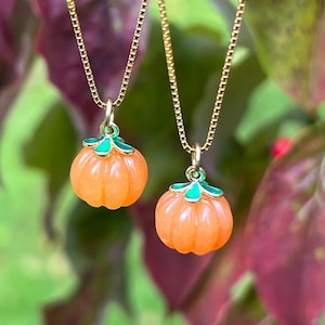 Crystal Pumpkin Gold Necklace, minimalistic cottagecore fall style jewelry. Sterling silver. Halloween, spooky season, thanksgiving, autumn