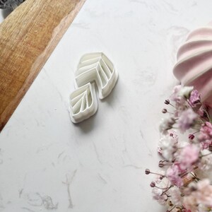 Embossed flower clay cutter,  earring cutter, Spring clay cutter, Flower Clay Cutters, Flower earrings, Polymer clay cutter set