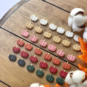 Pumpkin Clay Earrings| Handmade Earrings Clay Earrings| Stud earrings Fall | Halloween | Thanksgiving clay stud earrings| Pumpkins