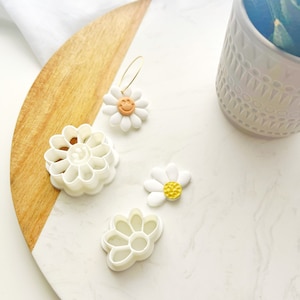 Flower Clay Cutter/Smiley Flower Clay Cutter / Sharp Cutter For Polymer Clay / Polymer Clay Cutter / Flower Cutter / Smile Cutter