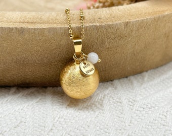 Brushed Gold pregnancy bola with pendant and fine stone