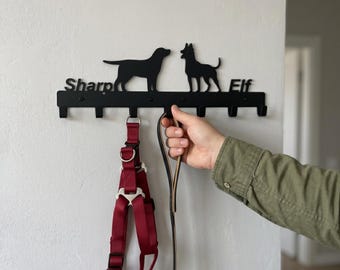 Suporte de parede para coleira e chave de cachorro, presente para amantes de cães, ganchos de metal preto.