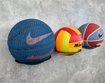 Display metal brackets for basketballs, volleyballs and footballs holder, storage ball, ball holder, decoration, wall decor