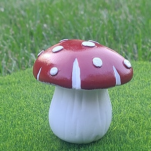 Mushroom Garden Decor Set of 3 - Etsy