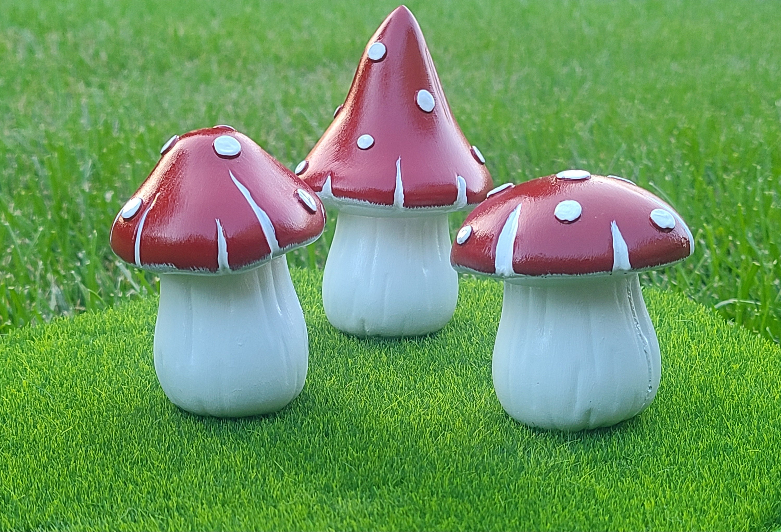 Mushroom Garden Decor Set of 3 - Etsy