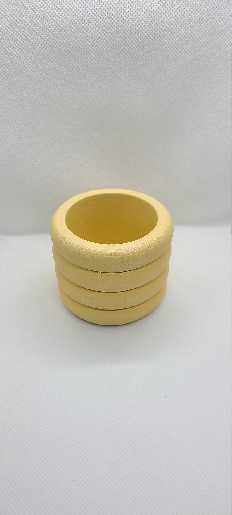 Yellowmustard concrete planter