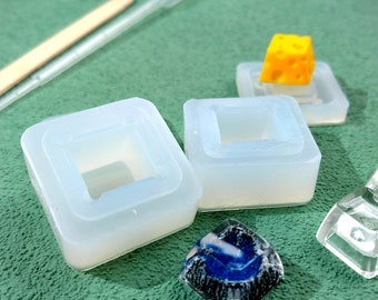 Custom Keycap Mold, Glossy Touch Custom Epoxy Resin Casting Mold for Mechanical Keyboard, Artisan Keycaps Mold | 1U (ESC-size), 2-Part Mold