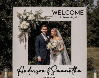 Namensschild aus Holz für die Hochzeit: Personalisiertes Wanddekor