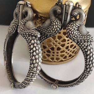 Mayur Antique Oxidized Openable kada, vintage Indian bangle, Boho Kada, Silver Look Alike, Bangle, Tribal Jewelry, German Silver Kada