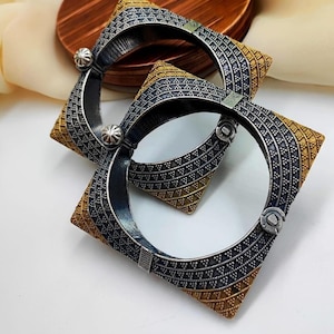 Square Dual tone Oxidized Openable kada, vintage Indian bangle, Boho Kada, Silver Look Alike, Bangle, Tribal Jewelry, German Silver Kada