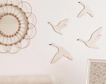 Wooden wall decoration with engraved flying geese – children's room decor – baby room wall decoration – set of 4 birds