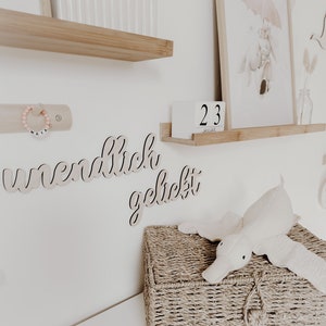 unendlich geliebt Schriftzug aus Holz, 3D Wandtattoo, Wanddekoration für Kinder und Babyzimmer Bild 2