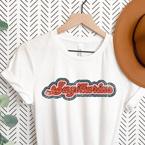 Schütze Sternzeichen Shirt, Schütze Geschenke für Frauen, Schütze Geburtstagsgeschenke, Schütze Astrologie Shirt, Schütze Grafik Tee