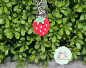 Erdbeer Abzeichen Reel Charme, Obst Abzeichen Reel Charms, Krankenschwester MA Ausweis ID Charme, Accessoires, zierliches Geschenk für Krankenschwester, Badge Bling