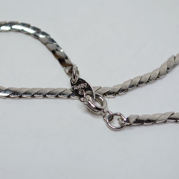Trifari signed Silver tone Bracelet, 7 inch Herringbone Chain, Vintage Trifari