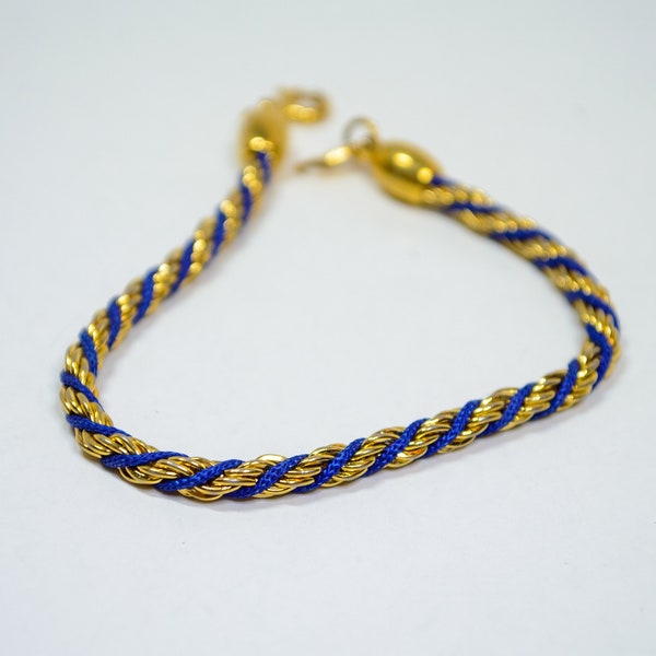 Vintage TRIFARI Gold Tone Rope Chain Navy Blue Wrapped Cord Bracelet 7”