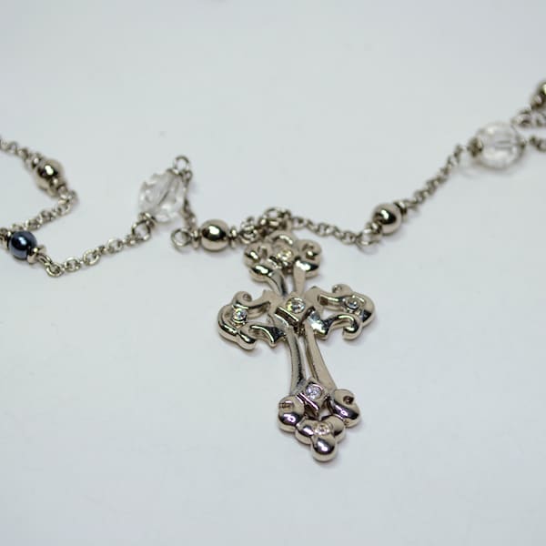 Vintage Signed TRIFARI  Casuals Silver Tone Cross Pendant Tone Rhinestone Gunmetal Beaded Necklace