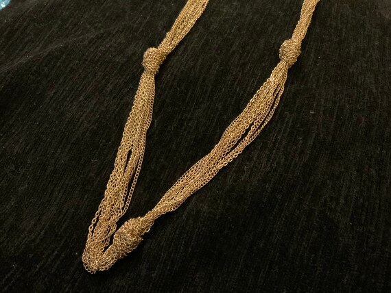 Amazing Vintage Gold Tone Knotted Chain Necklace … - image 3