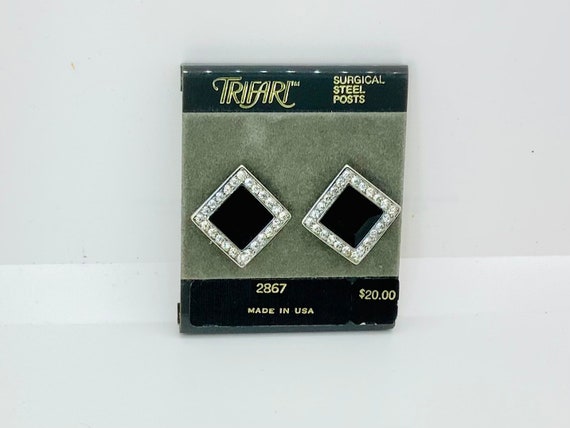 1980s Trifari Square Silver Tone with Black cente… - image 1