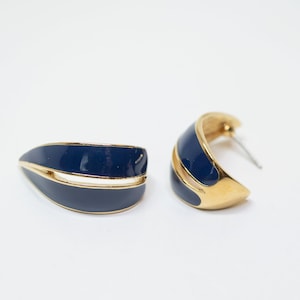 Vintage Trifari TM Gold Tone Glossy Navy Enamel Hoop Earrings Pierced Backs