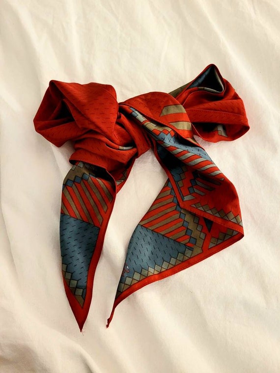 PEGGY OLSON SCARF -- Red Silk Ugna Tie Mad Men 19… - image 2