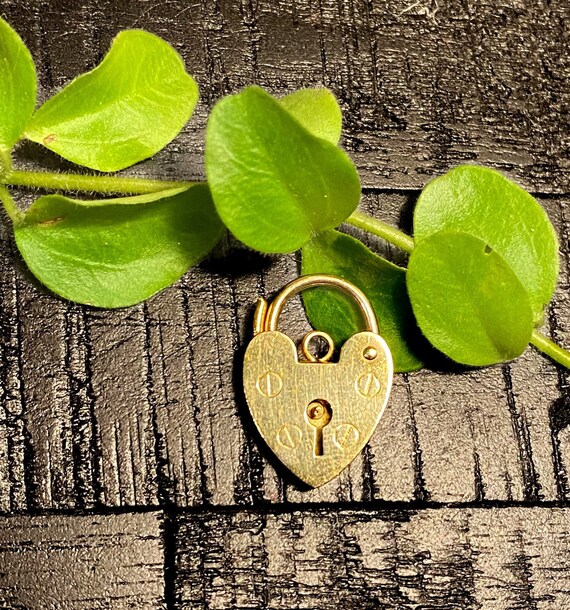 Golden heart padlock lock