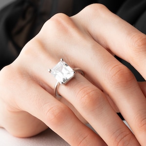 Emerald Cut Solitaire Ring – 14K Solid Gold or Silver, 6 ct Ring