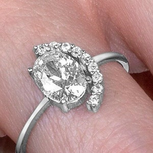 14k Solid Gold Oval Solitaire Ring: 1.5CT CZ Dainty Promise Ring