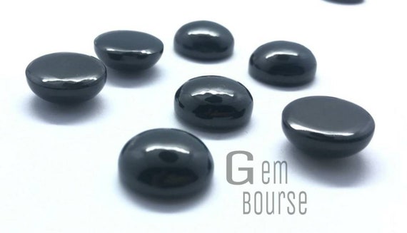 Black jade cabochon deals