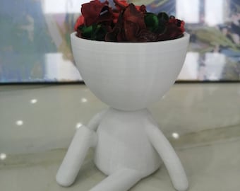 Maceta con forma de persona impresa en 3D - Maceta blanca para suculentas de 10 cm