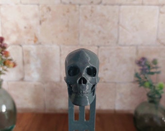 Skull Bookmark – Halloween Reading Accessory