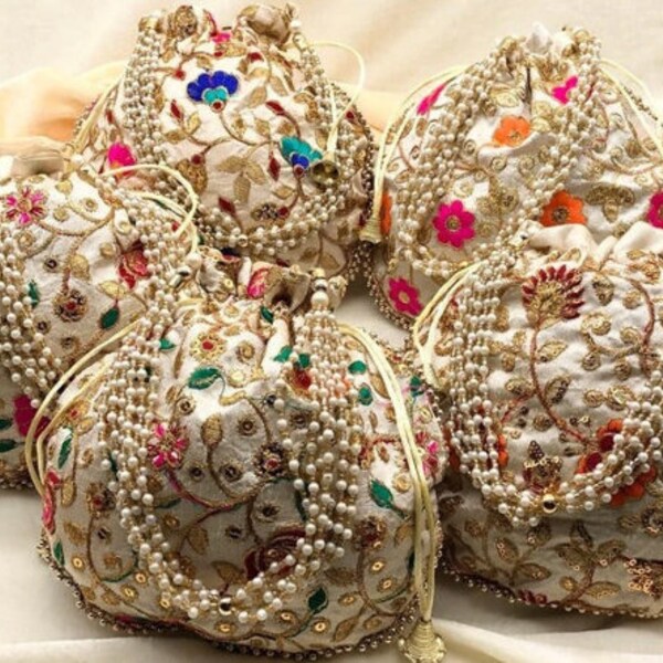 Lot Of 100 Indian Handmade Women's Embroidered Clutch Purse Potli Bag Pouch Drawstring Bag Wedding Favor Return Gift For Guests Free Ship