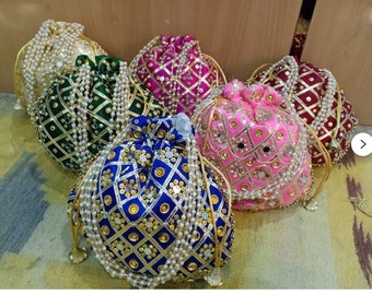 Lot Of 50 Indian Handmade Women's Embroidered Clutch Purse Potli Bag Pouch Drawstring Bag Wedding Favor Return Gift For Guests Free Ship.