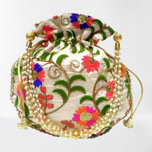 Lot of 100 Indian Handmade Women's Embroidered Clutch Purse Potli Bag ...