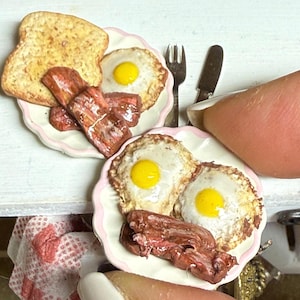 Miniature Breakfast Plate | 1:12 Scale Dollhouse Food | Realistic Clay Miniatures | Dollhouse Kitchen | Tiny Food Art, Bacon and Eggs