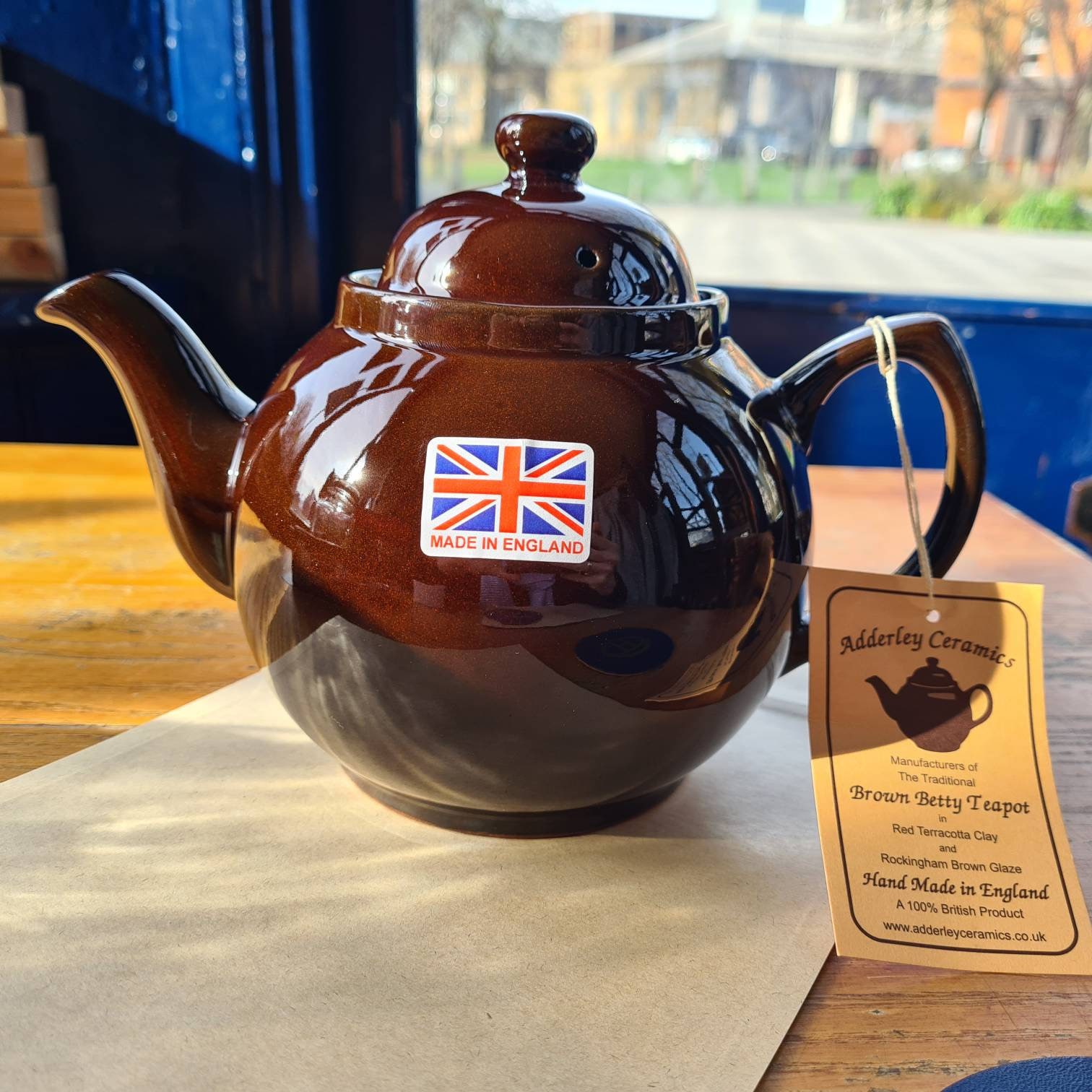 Brown Betty Teapot – Simpson & Vail