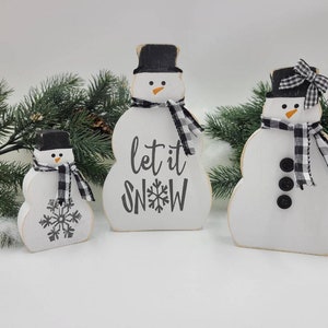 Snowman Family Decor