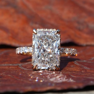 Verlobungsring 1.55 Ct strahlender Diamant Versteckter Halo-Verlobungsring/CVD Diamantring in Gelbgold/Jubiläumsgeschenk für Sie