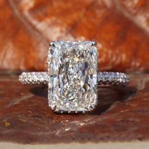 4.2 Kt strahlender Diamant Verlobungsring / Weißgold CVD Diamant Ehering / doppeltes verstecktes Halo-Set / Jubiläumsgeschenk für Sie