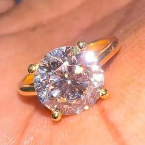 3.0 Ct Lab Grown Diamond Engagement Ring: Yellow Gold Solitaire CVD