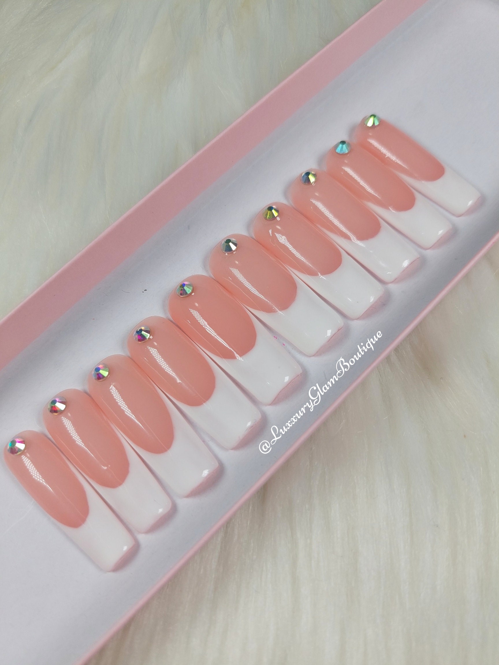 Luxury Press On Nails: And Claws - cwqd5z5