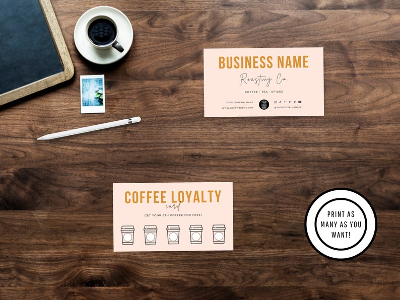 Puede incluir: Una tarjeta de fidelizaci&oacute;n de caf&eacute; rosa y naranja con el texto "COFFEE LOYALTY card" y "GET YOUR 8TH COFFEE FOR FREE!" La tarjeta tiene seis iconos de tazas de caf&eacute; para sellar. Un c&iacute;rculo blanco con texto negro dice "PRINT AS MANY AS YOU WANT!"