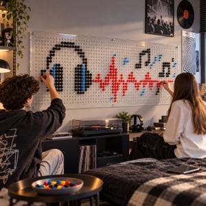 Giant Pixel Art Wall Game - Colorful Acrylic Peg Board, Modern Game Room Decor ( 50 cm x 120 cm )